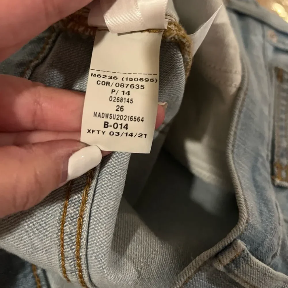 Madewell - Picture 9 of 12